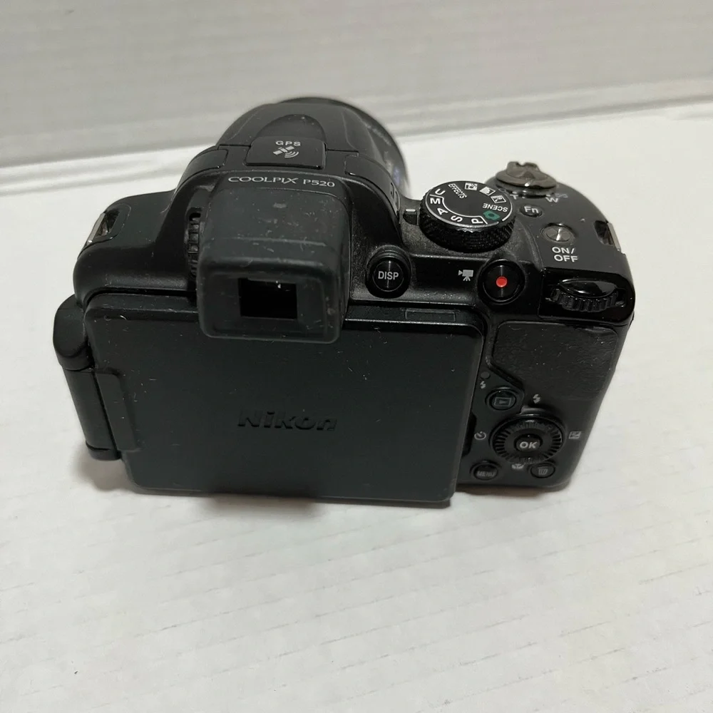 Black used untested Nikon, Coolpix 520